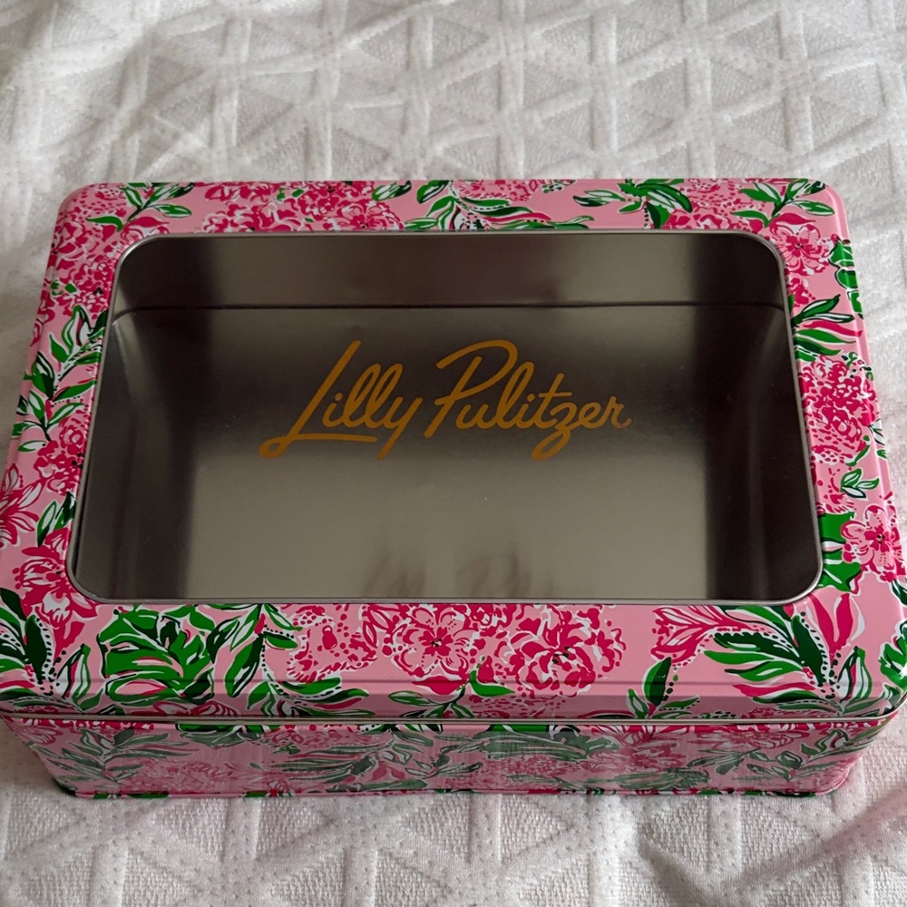NIB Lilly Pulitzer GWP Cookie Exchange Kit With Cookie Cutters